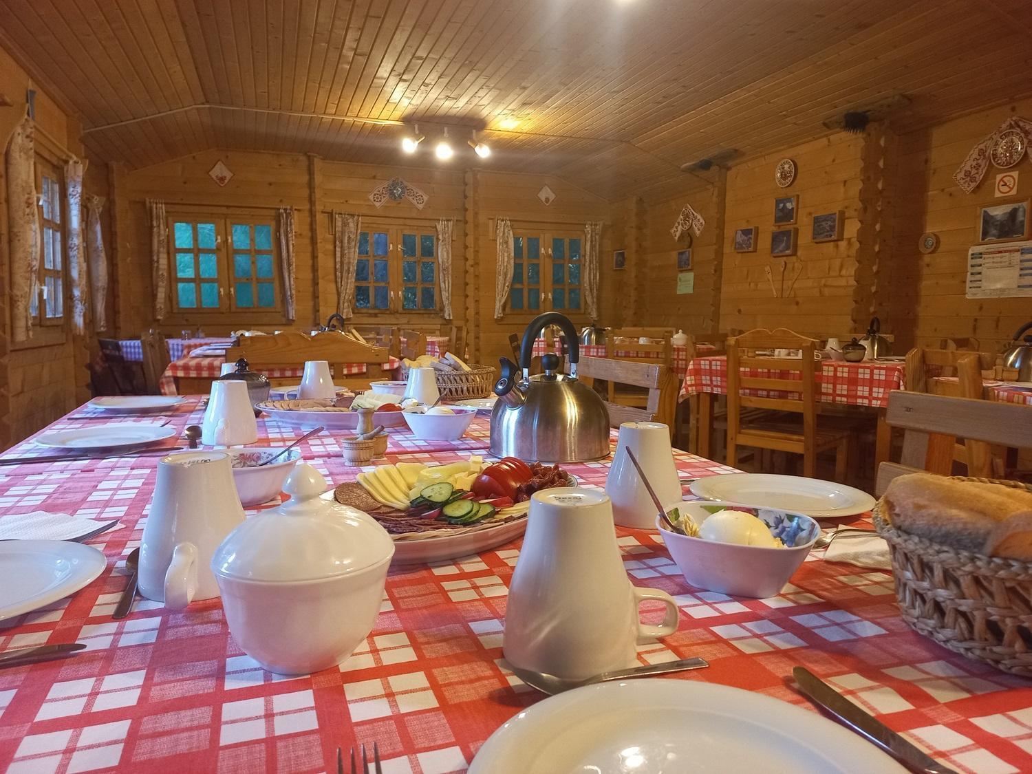 Casa Edelweiss - Gyopar - Flore De Colt 리메테아 외부 사진